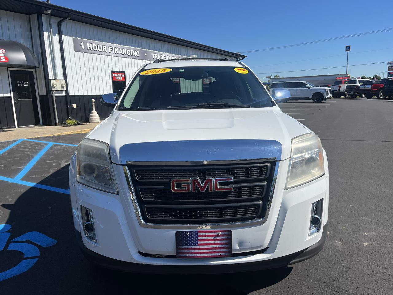 Used 2015 GMC Terrain SLE w/ Chrome Edition FWD image 2