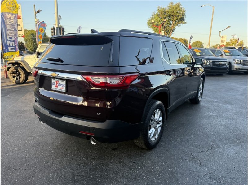 Used 2020 Chevrolet Traverse LT FWD image 6
