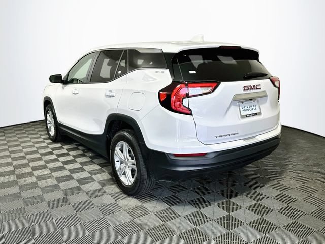 Used 2024 GMC Terrain SLE FWD image 6