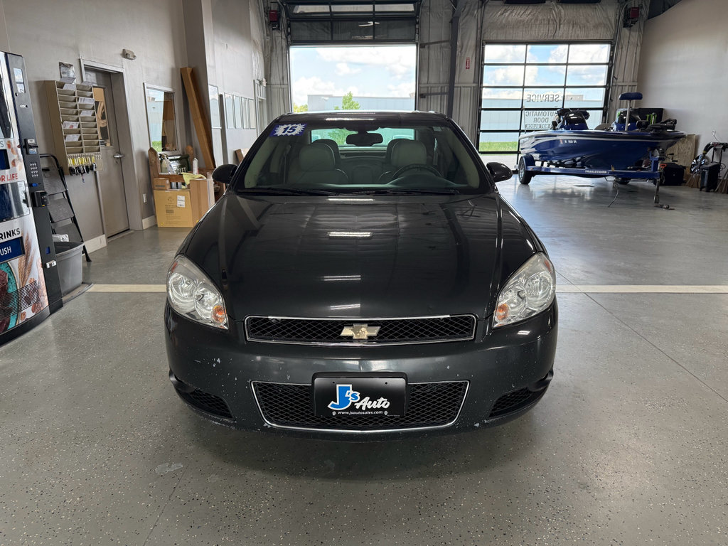Used 2015 Chevrolet Impala LTZ FWD image 3