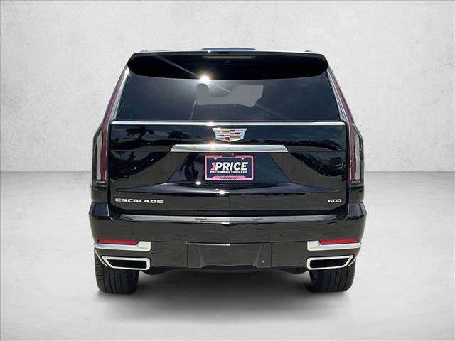 Used 2025 Cadillac Escalade Premium Luxury RWD image 4