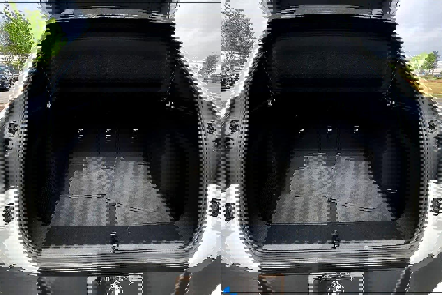 Certified 2025 BMW X2 xDrive28i image 23