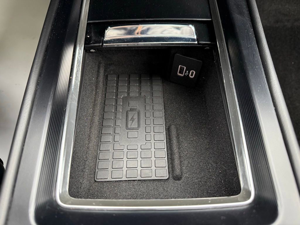 Used 2023 Lincoln Corsair Reserve w/ Equipment Group 201A AWD/4WD image 23