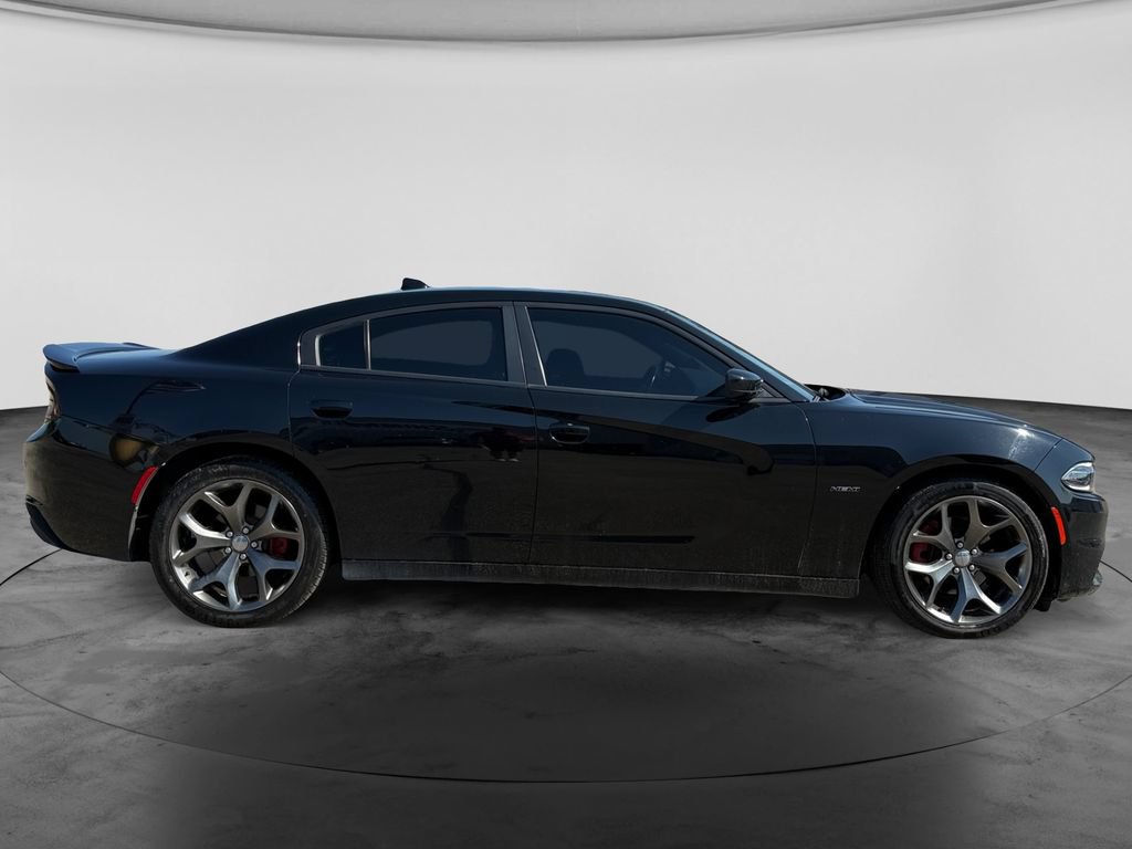Used 2016 Dodge Charger R/T w/ Plus Group RWD image 10