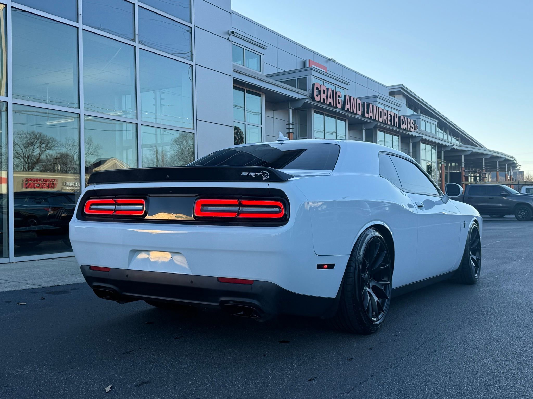 Used 2016 Dodge Challenger SRT Hellcat image 4