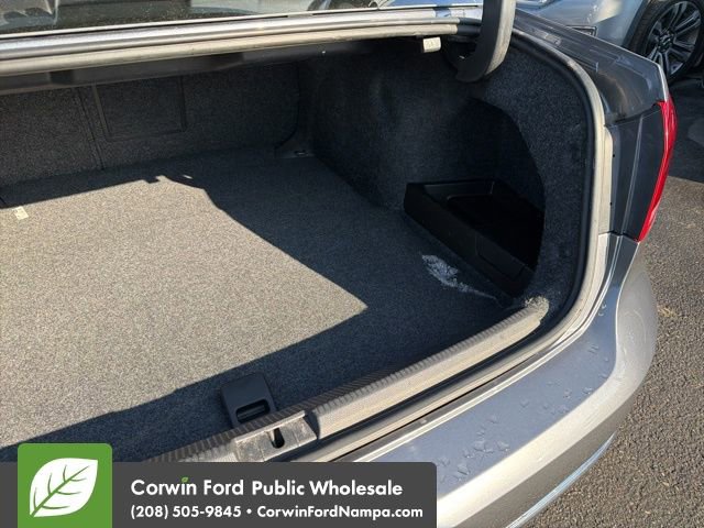 Used 2015 Volkswagen Passat TDI SEL Premium image 33