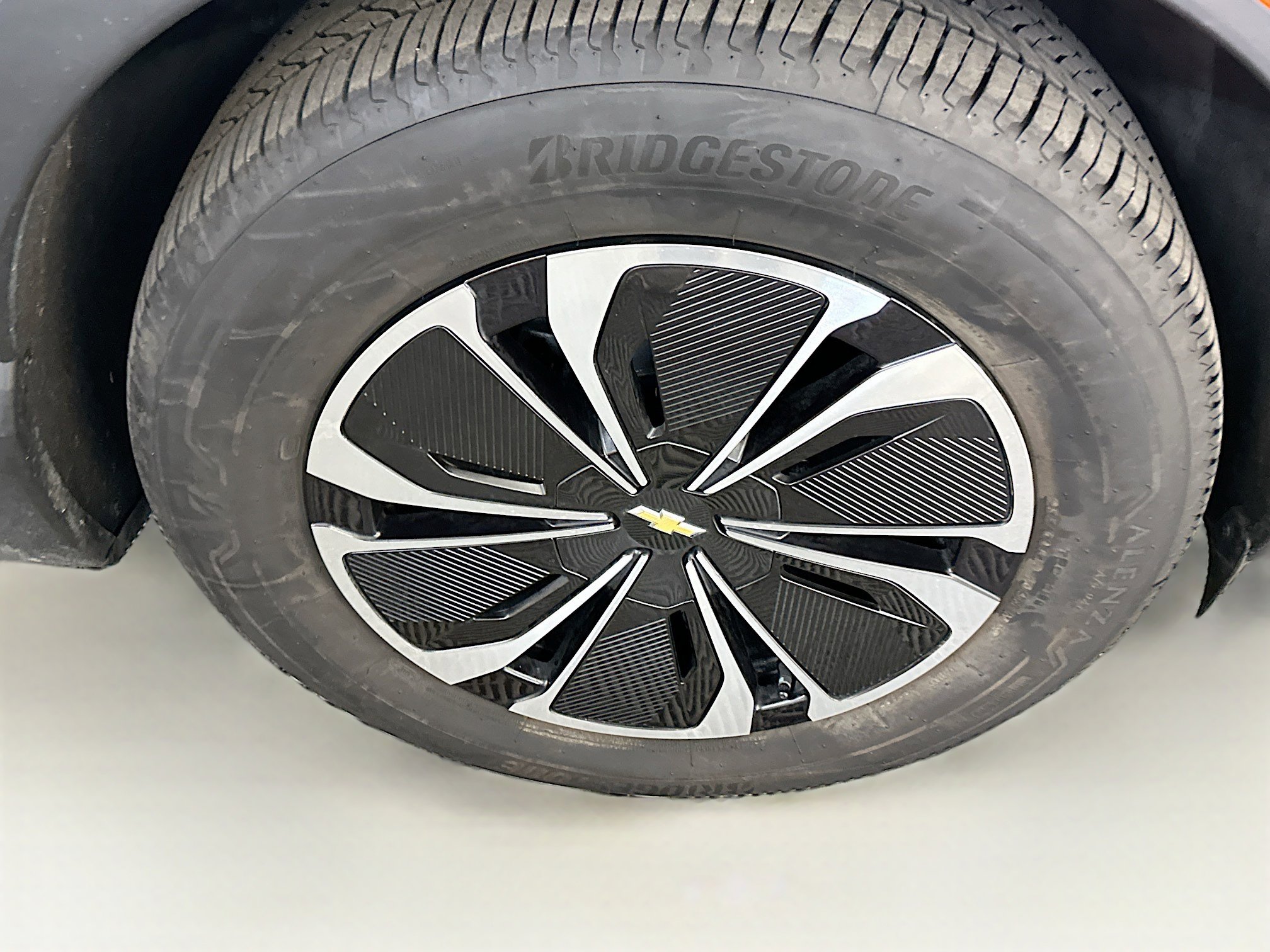 Used 2024 Chevrolet Blazer EV LT AWD/4WD image 11