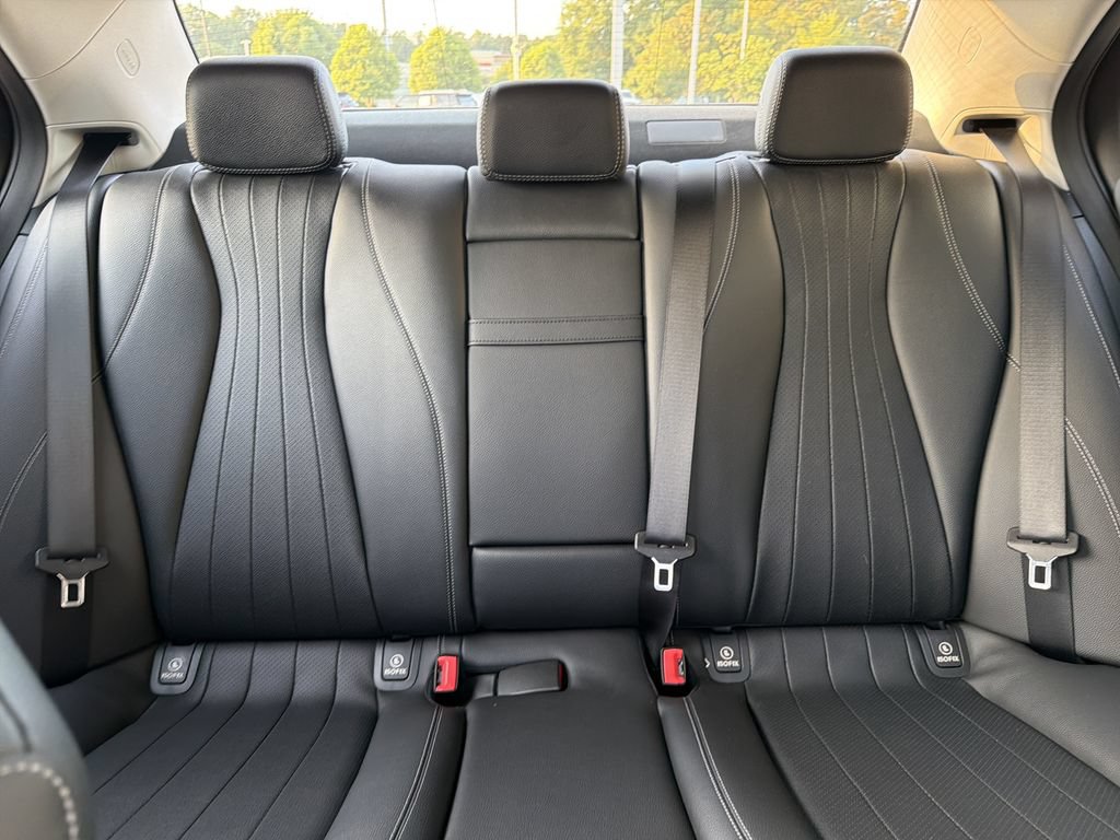 Used 2018 Mercedes-Benz E 300 image 28