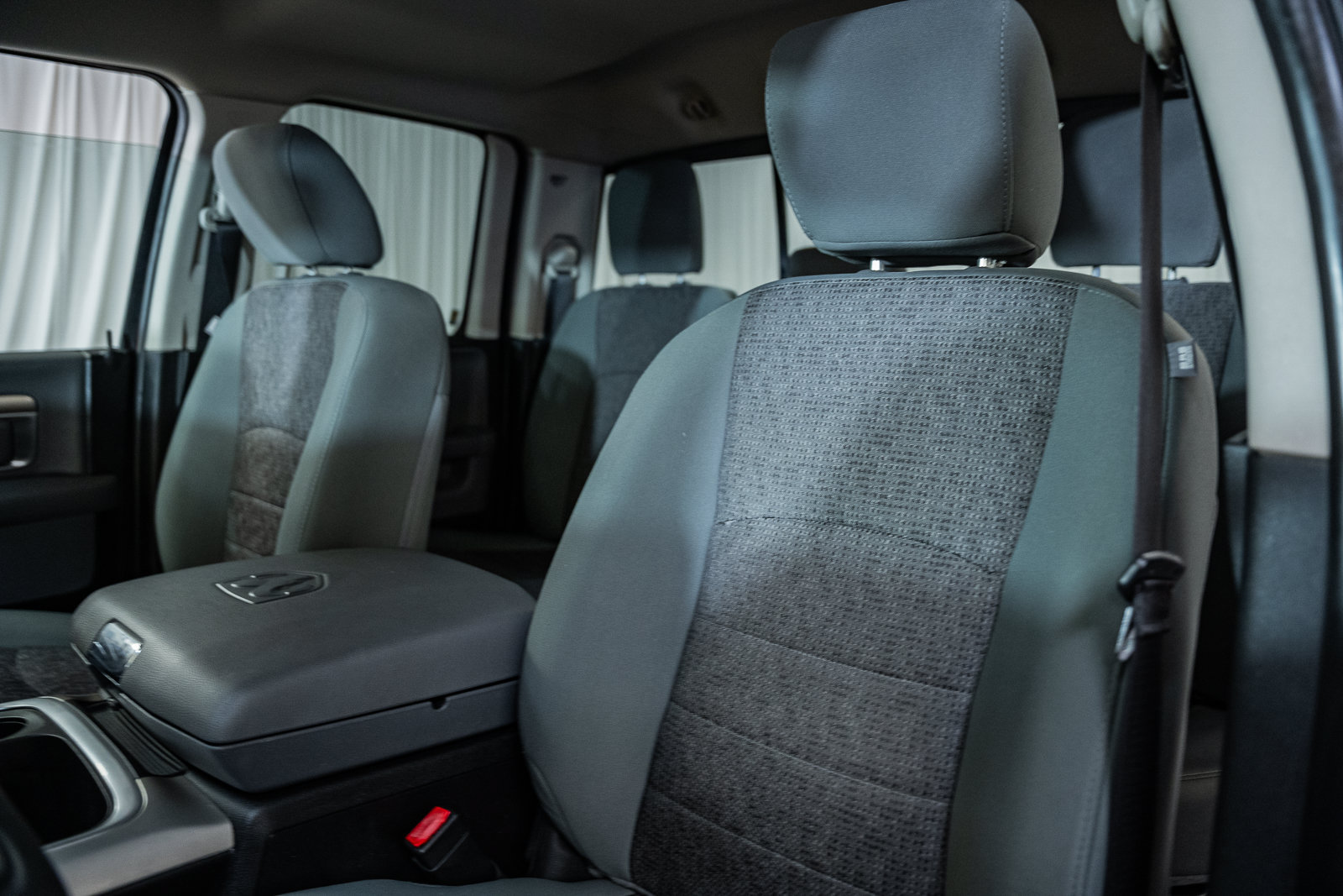 Used 2018 RAM 1500 Big Horn AWD/4WD image 35