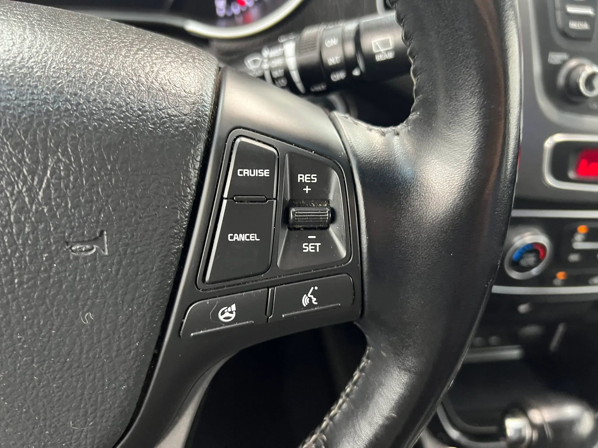 Used 2015 Kia Sorento EX AWD/4WD image 18