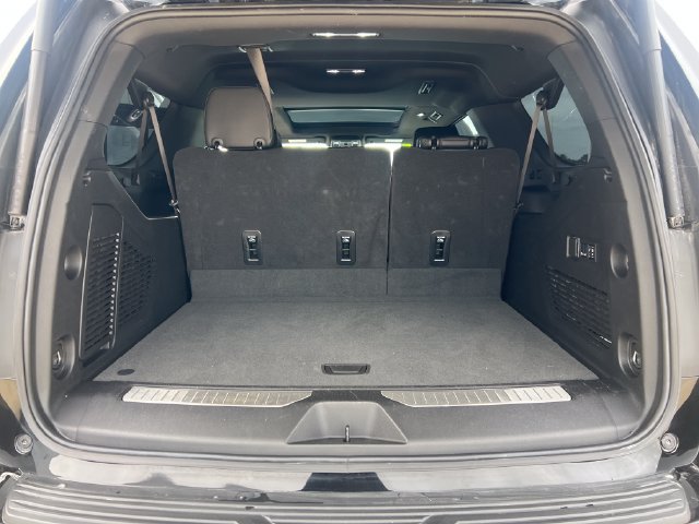 Certified 2025 Chevrolet Suburban RST w/ Comfort Package AWD/4WD image 19