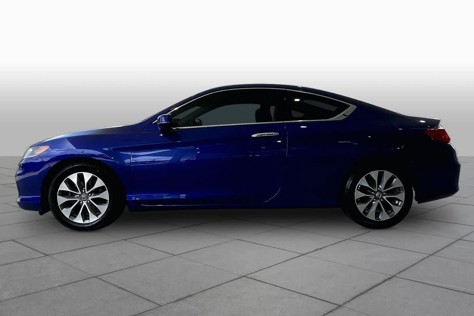 Used 2015 Honda Accord EX image 32