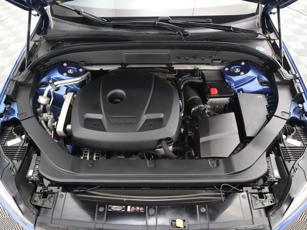 Used 2021 Volvo XC60 T5 R-Design w/ Protection Package Premier image 30