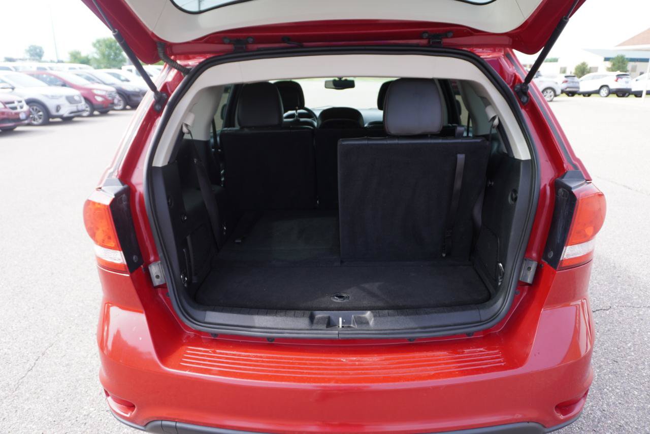Used 2015 Dodge Journey R/T w/ Flexible Seating Group AWD/4WD image 23