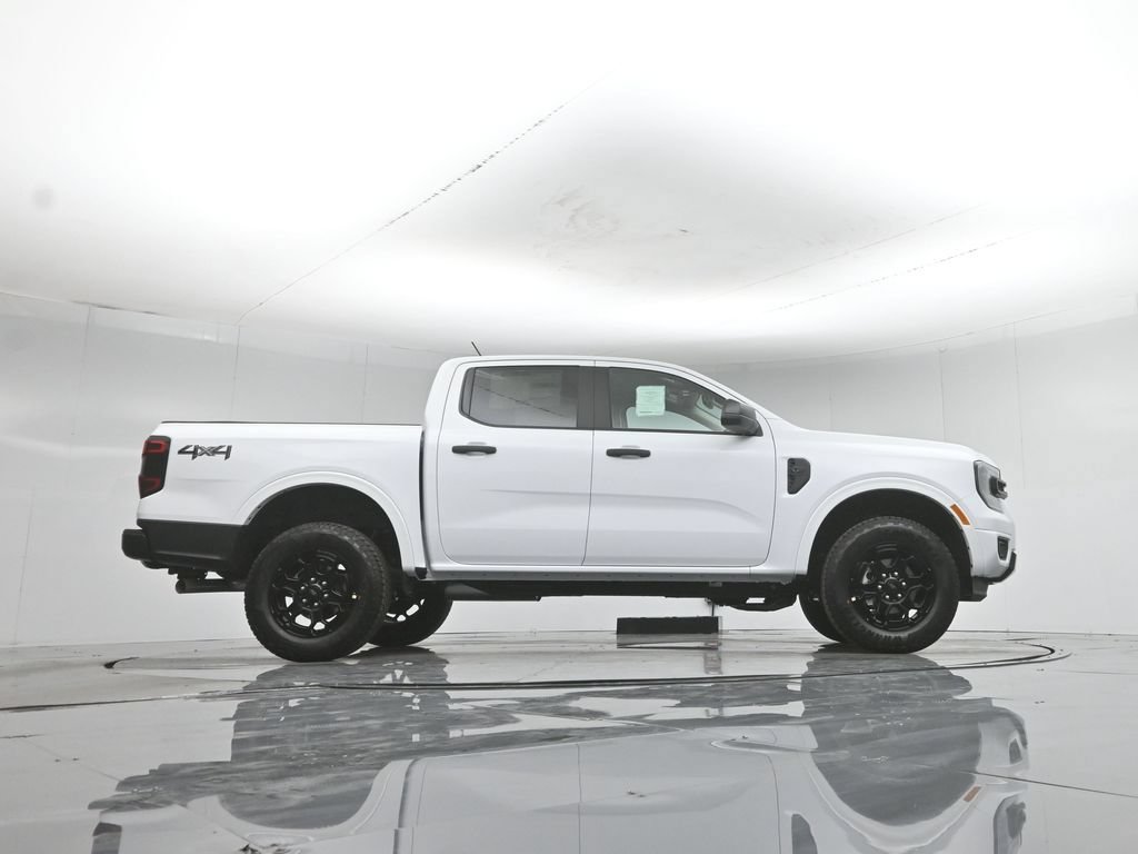 New 2026 Ford Ranger XLT w/ Black Appearance Package AWD/4WD image 44