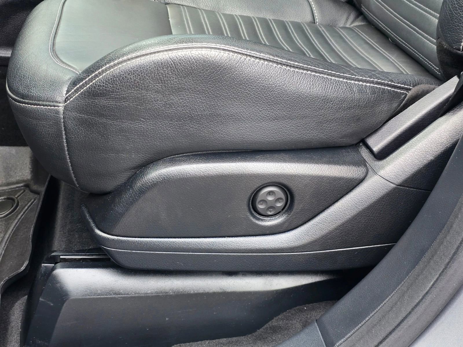 Used 2016 Mercedes-Benz GLE 400 4MATIC image 22