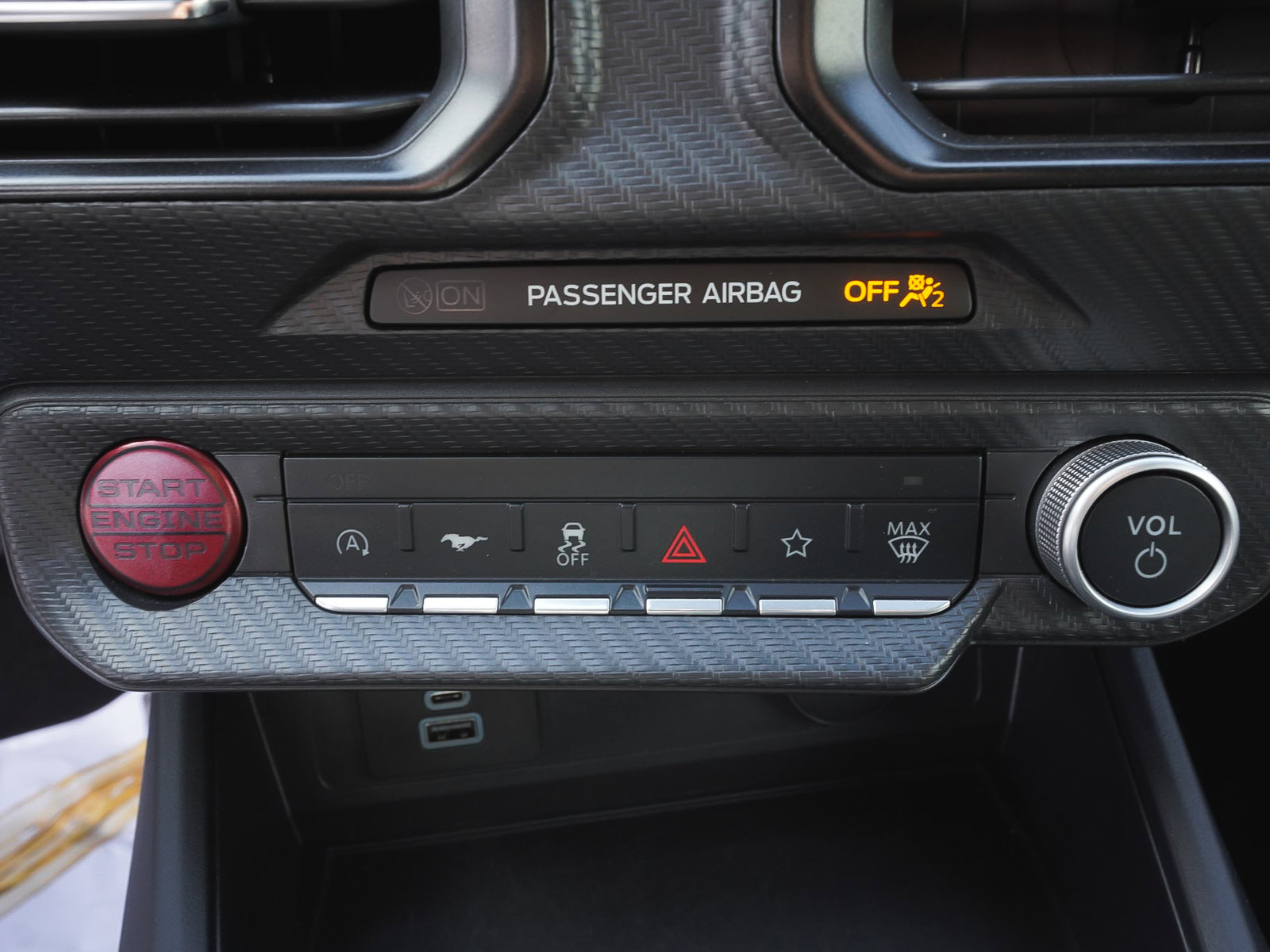 Used 2025 Ford Mustang Convertible w/ Mustang Nite Pony Package image 29