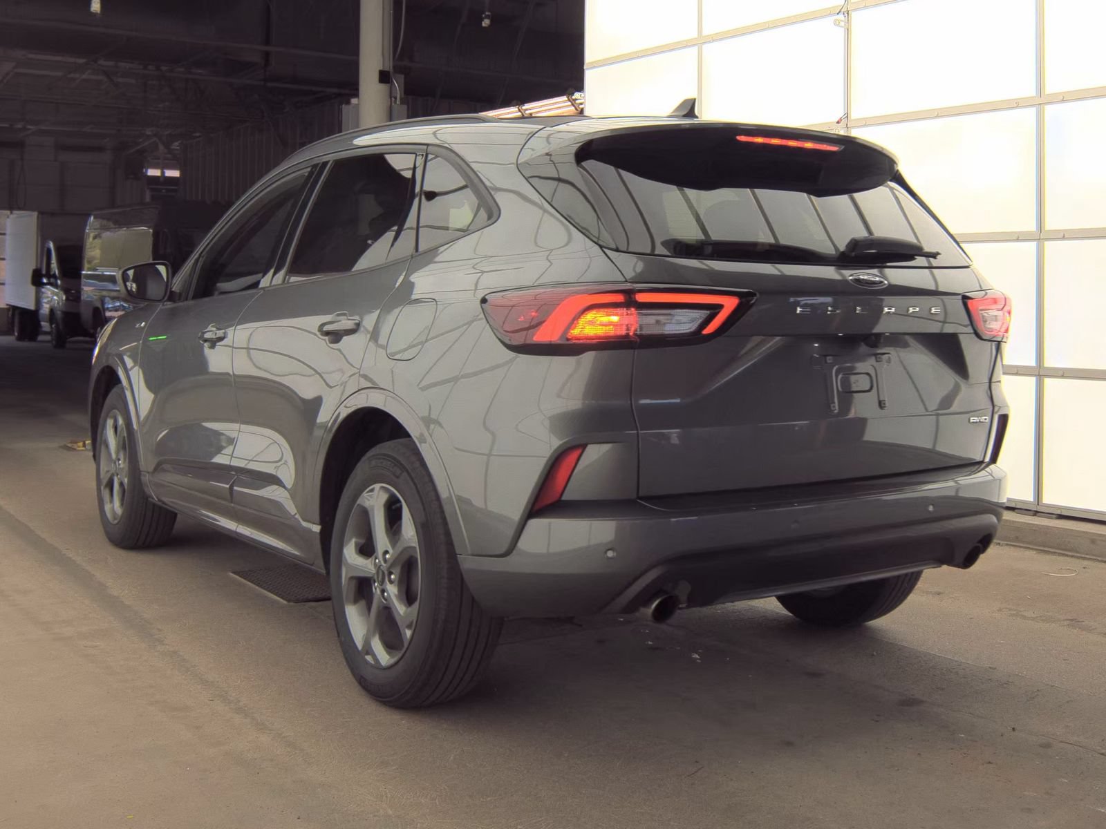 Used 2024 Ford Escape ST-Line w/ Tech Pack #1 AWD/4WD image 17