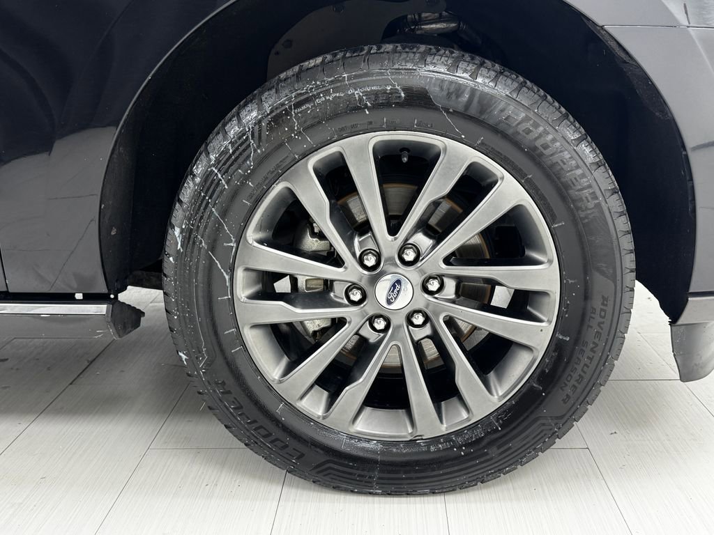 Used 2021 Ford Expedition Max Limited image 40