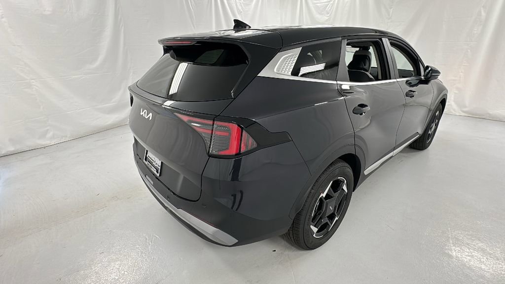 New 2026 Kia Sportage EX image 3