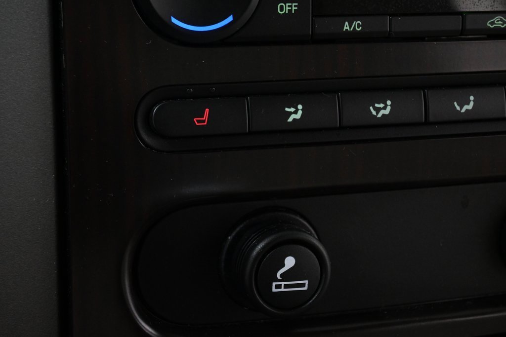 Used 2006 Lincoln Mark LT 4x4 image 9