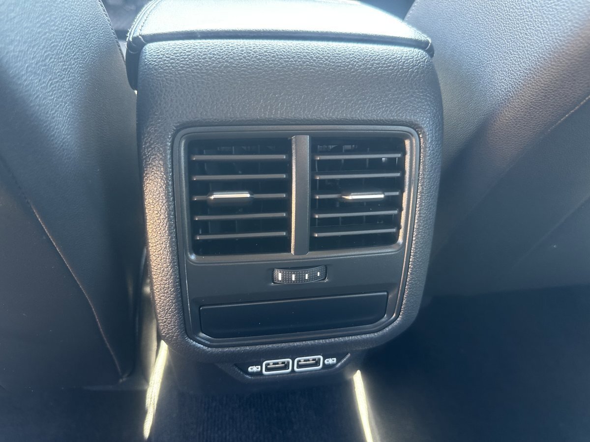 Used 2021 Volkswagen Passat 2.0T SE image 20