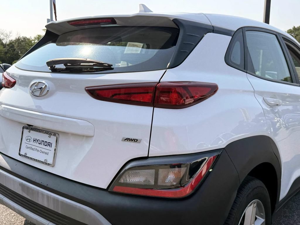 Certified 2023 Hyundai Kona SE AWD/4WD image 6