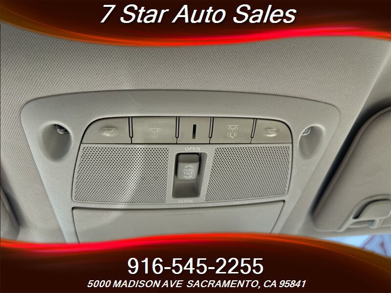 Used 2015 Nissan Murano SL w/ SL Technology Package AWD/4WD image 13