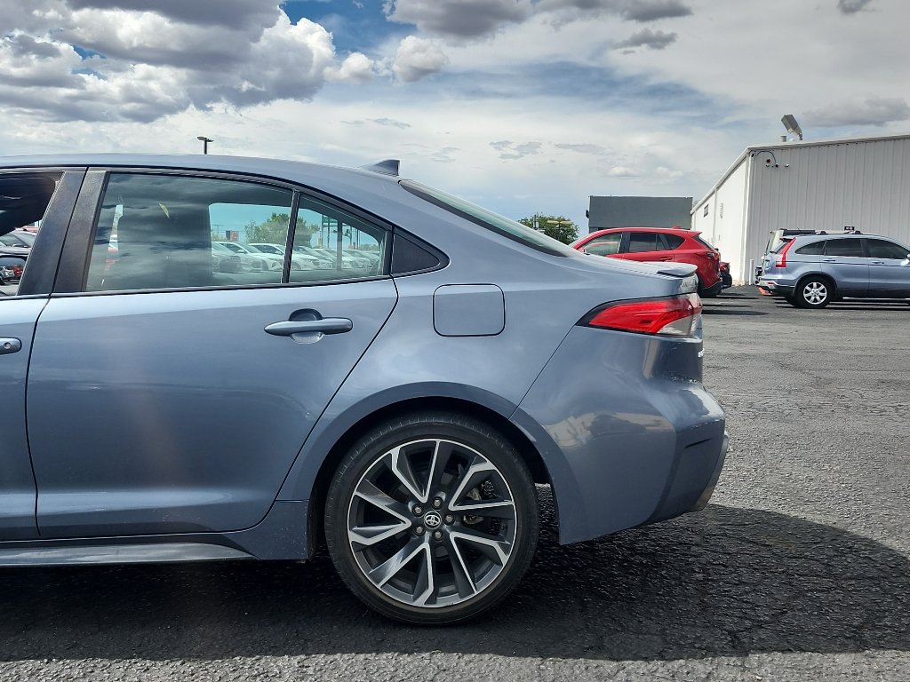 Used 2020 Toyota Corolla SE w/ SE Premium Package FWD image 9