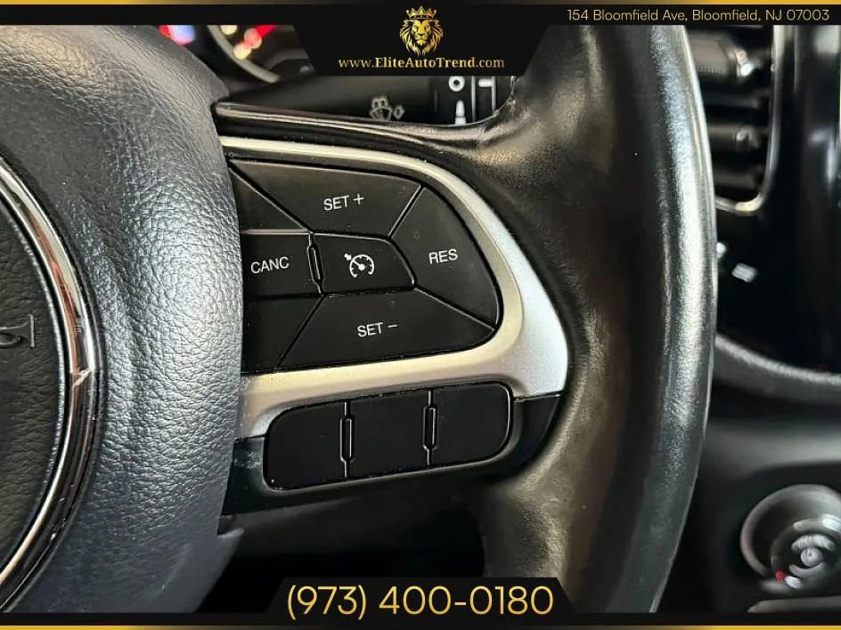 Used 2018 Jeep Compass Latitude w/ Popular Equipment Group image 13