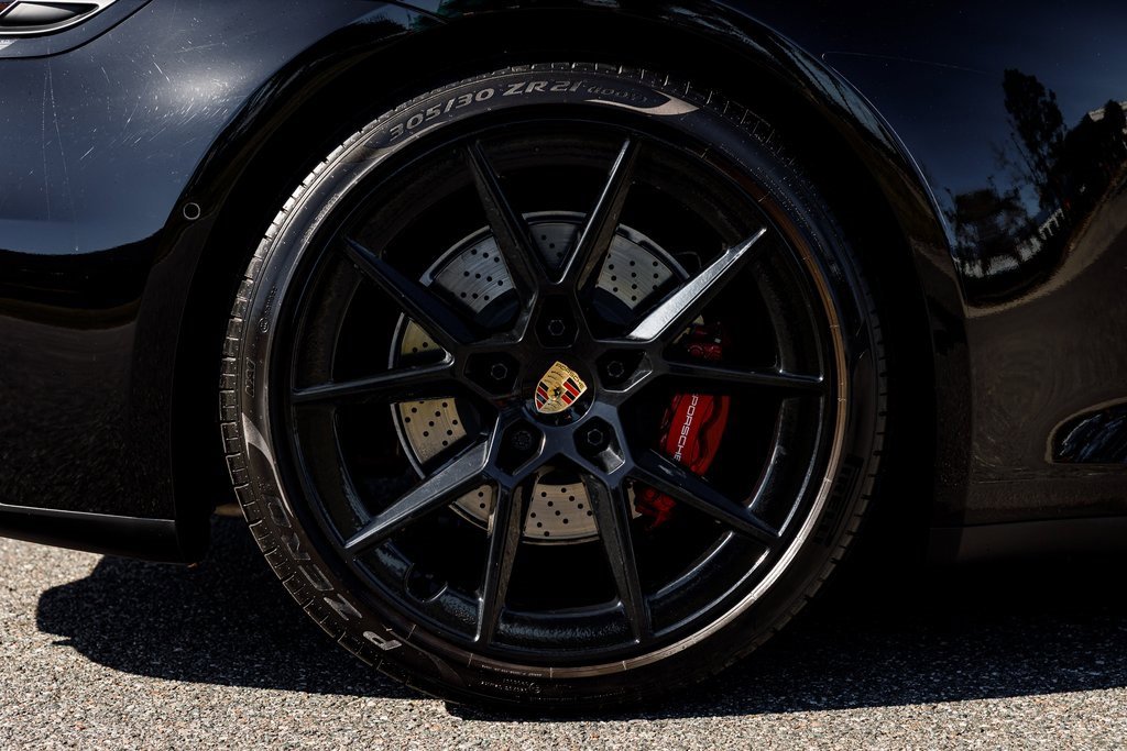 Used 2025 Porsche 911 Carrera image 10