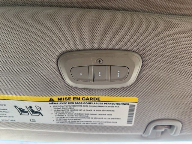 Used 2020 Chrysler Pacifica Limited image 40