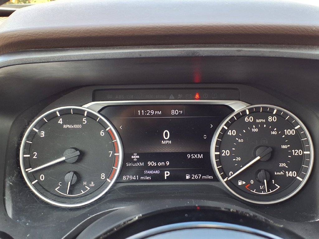 Used 2022 Nissan Rogue SV FWD image 22