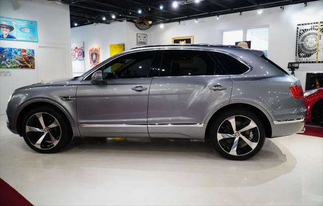 Used 2020 Bentley Bentayga AWD/4WD image 4