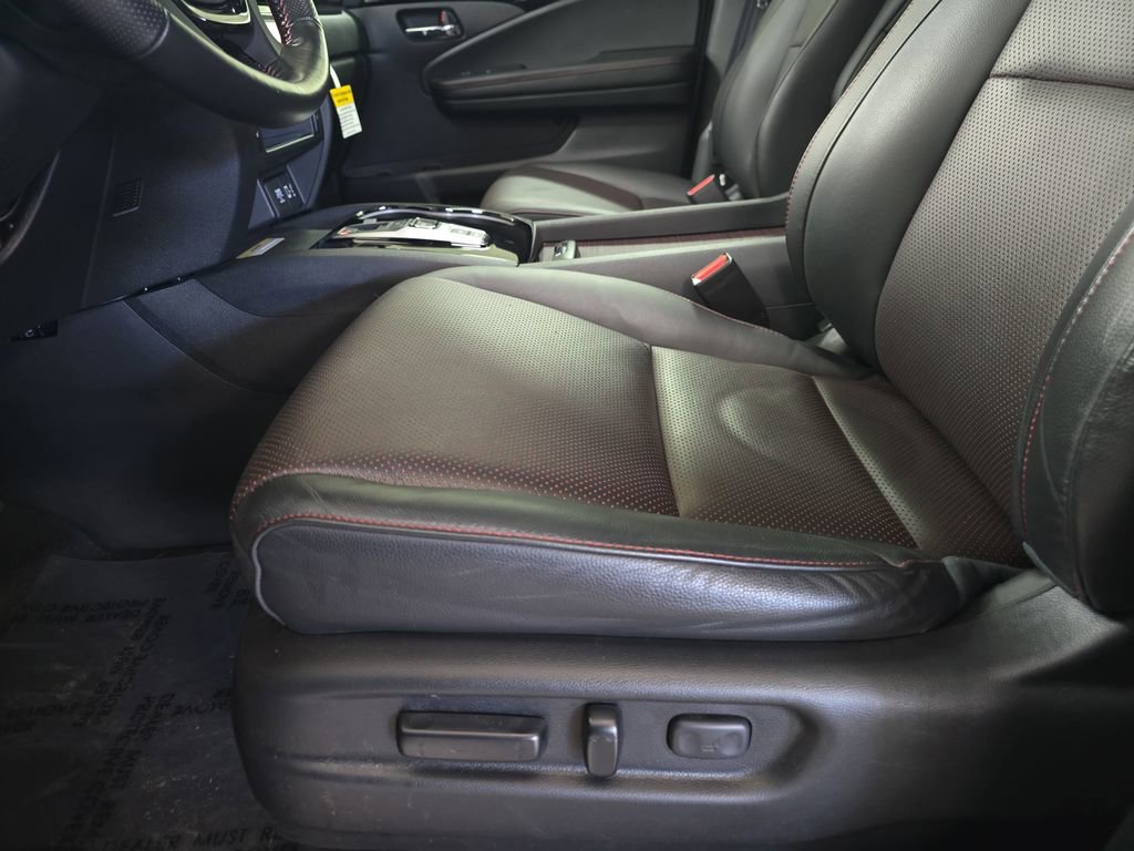 Used 2021 Honda Ridgeline Black Edition image 28