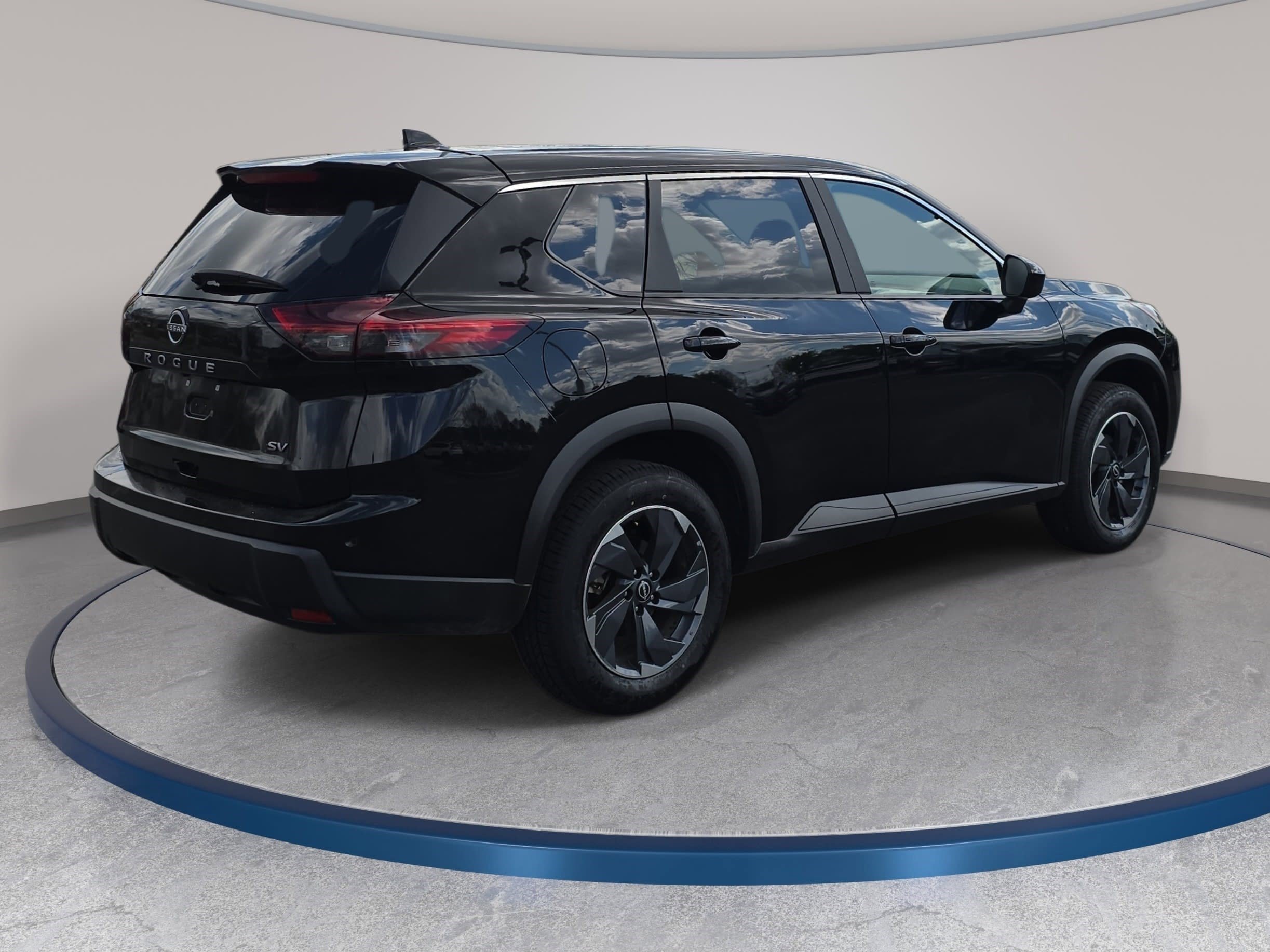 Used 2024 Nissan Rogue SV image 5