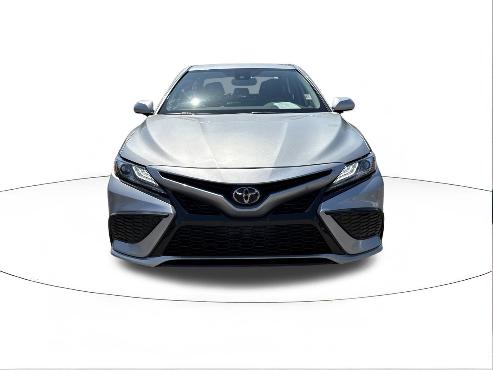 Used 2024 Toyota Camry XSE image 8