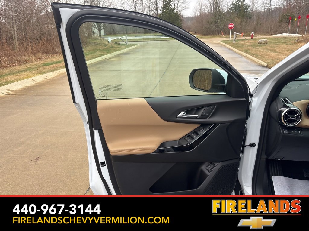 New 2026 Chevrolet Equinox ACTIV w/ Convenience Package III image 13