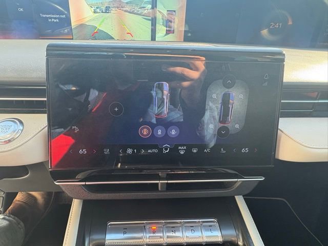 Used 2024 Lincoln Nautilus Reserve image 20