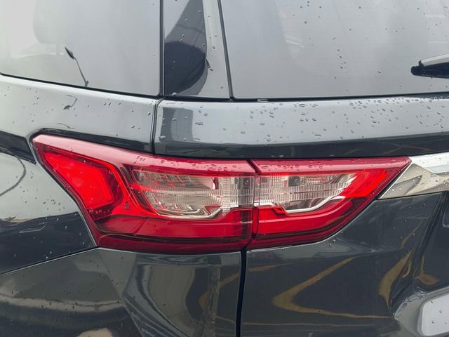 Used 2018 Chevrolet Traverse Premier image 15