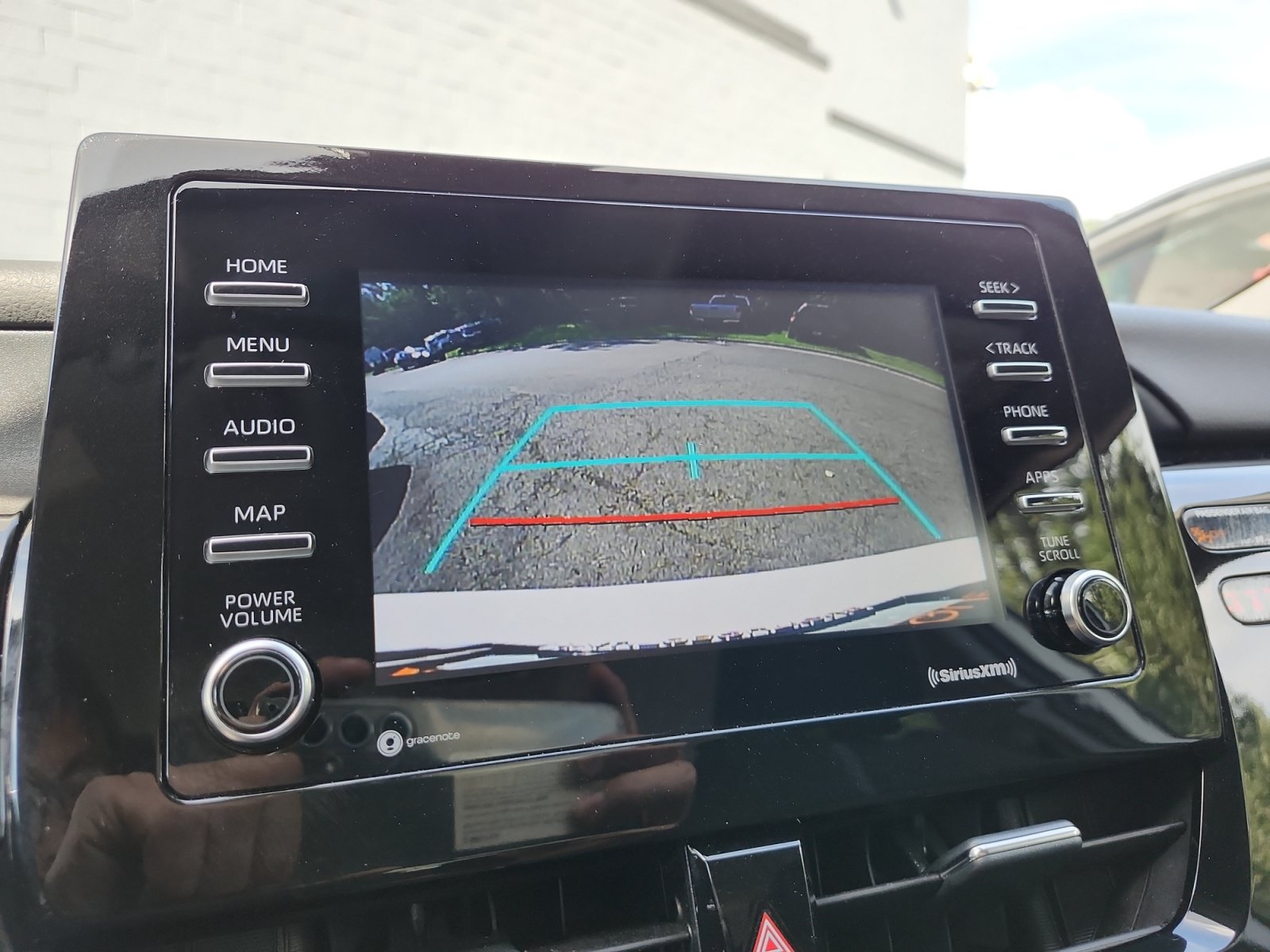 Used 2021 Toyota Camry LE FWD image 16