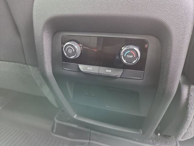 New 2026 Chevrolet Traverse LT image 21