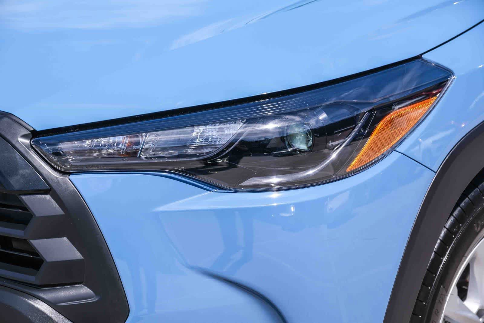 Certified 2026 Toyota Corolla Cross LE FWD image 12