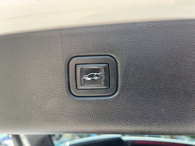 Used 2021 Chevrolet Blazer LT w/ Redline Edition FWD image 7