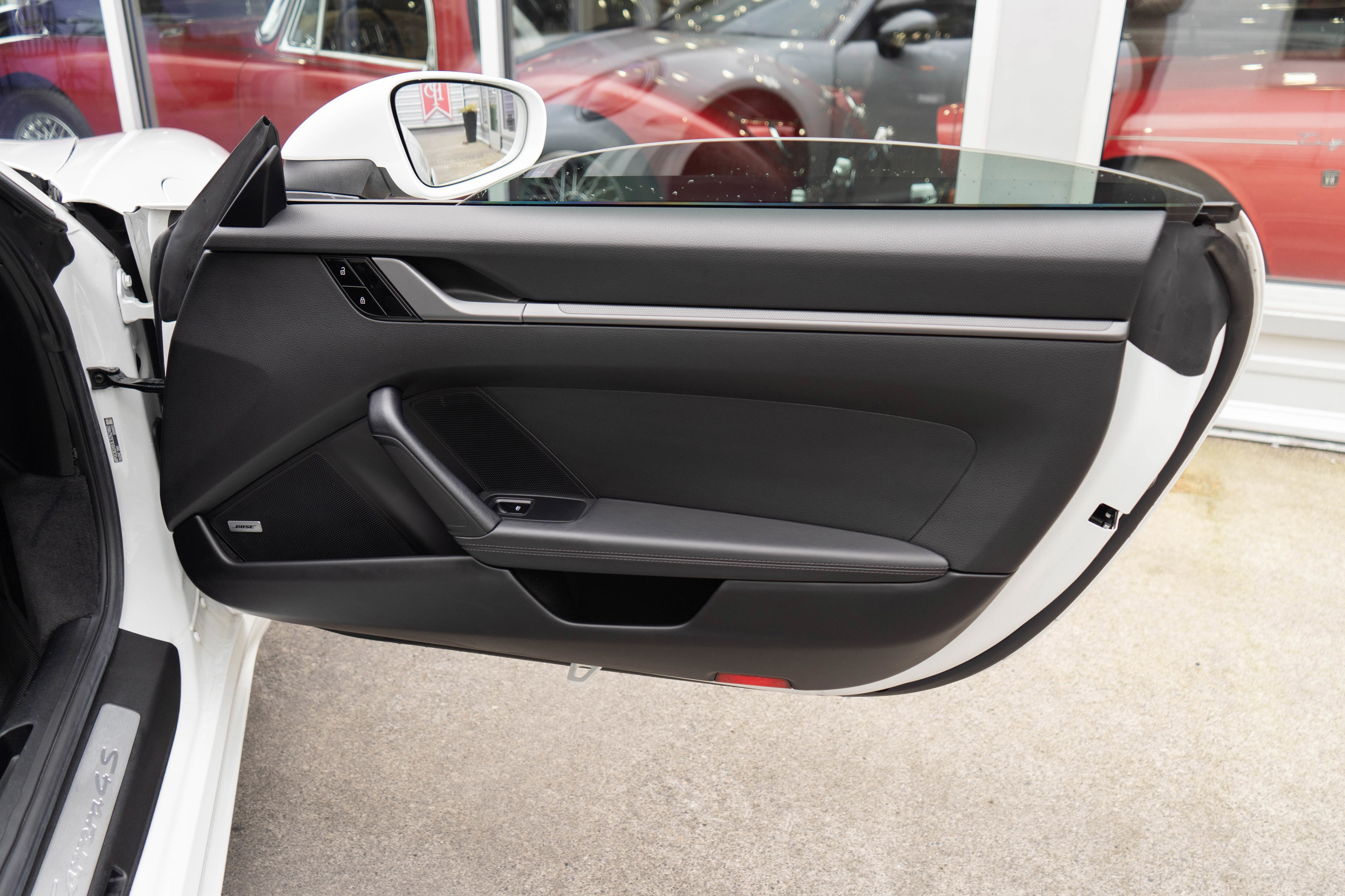 Used 2020 Porsche 911 Carrera 4S image 33