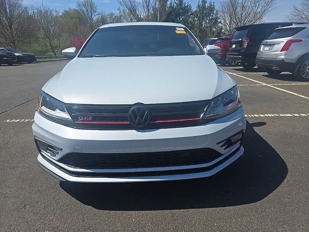 Used 2017 Volkswagen Jetta GLI FWD image 2
