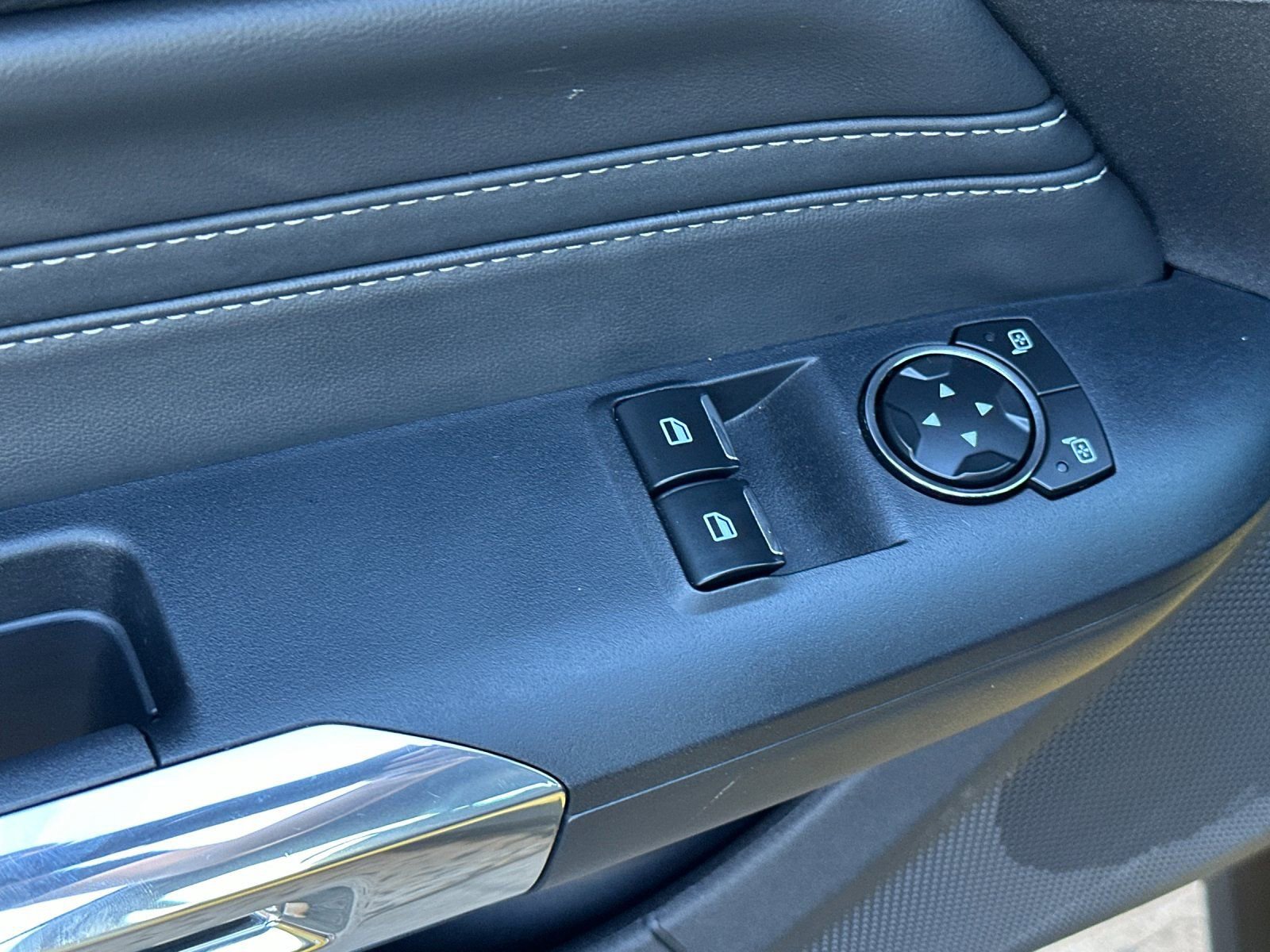 Used 2024 Ford Mustang Premium image 13