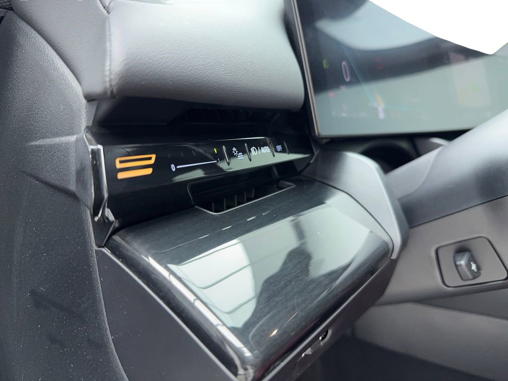 Used 2026 BMW 530i w/ M Sport Package image 61