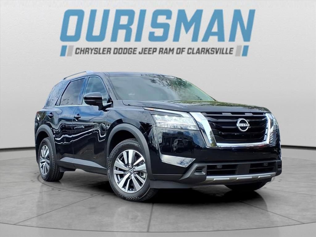 Used 2024 Nissan Pathfinder SL image 1