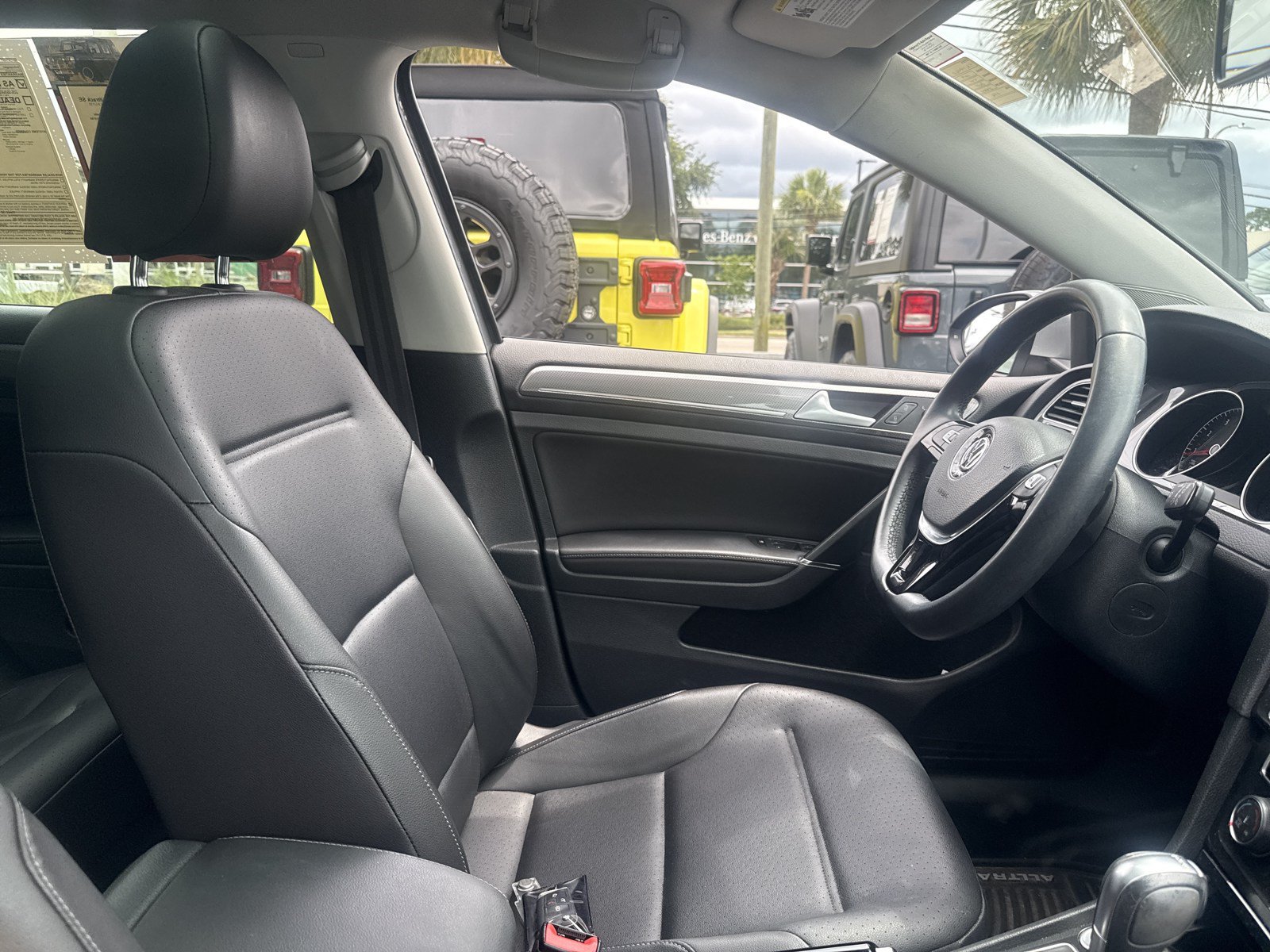 Used 2019 Volkswagen Golf Alltrack AWD/4WD image 40